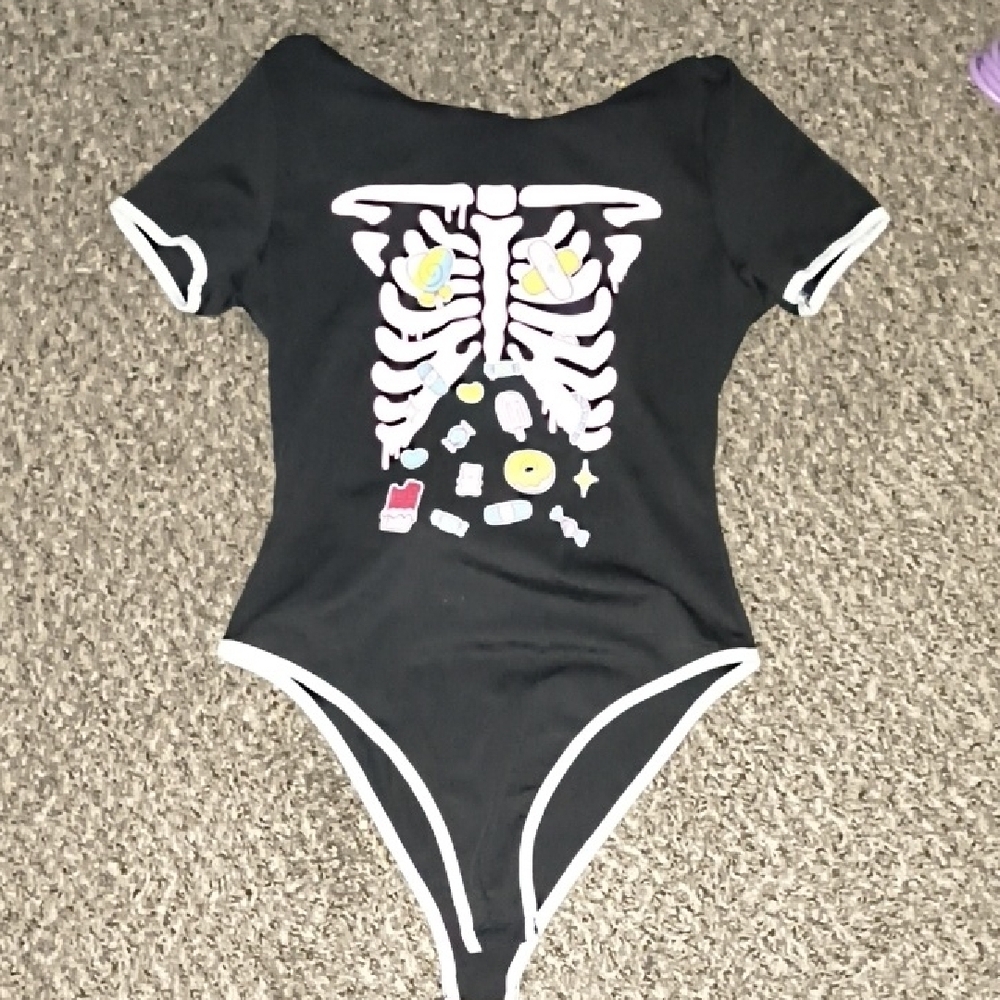 ROMWE Black and White Skeleton Bodysuit W/ Hood